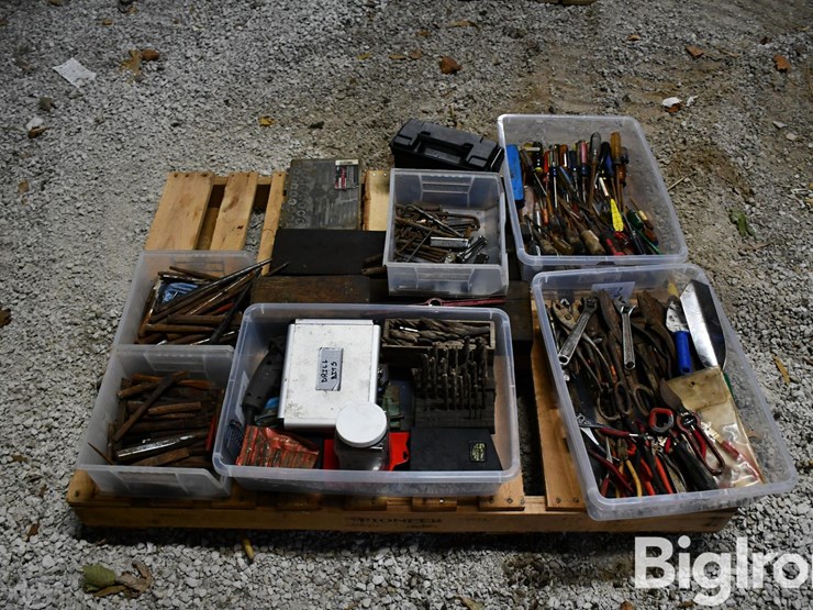 pallet-of-farm-support-image-4