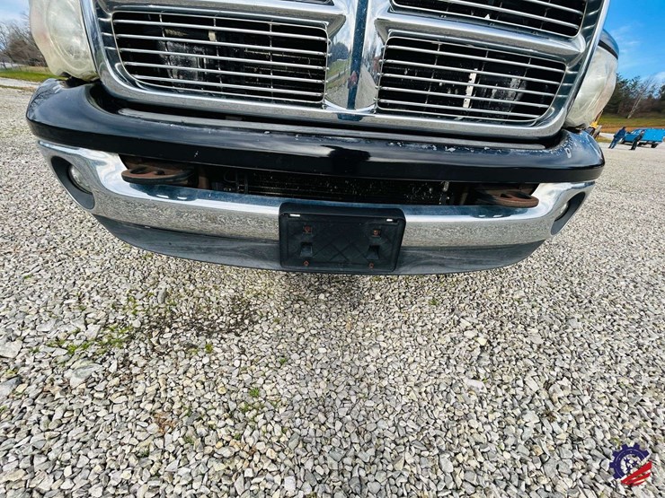 2004-dodge-ram-3500-image-16