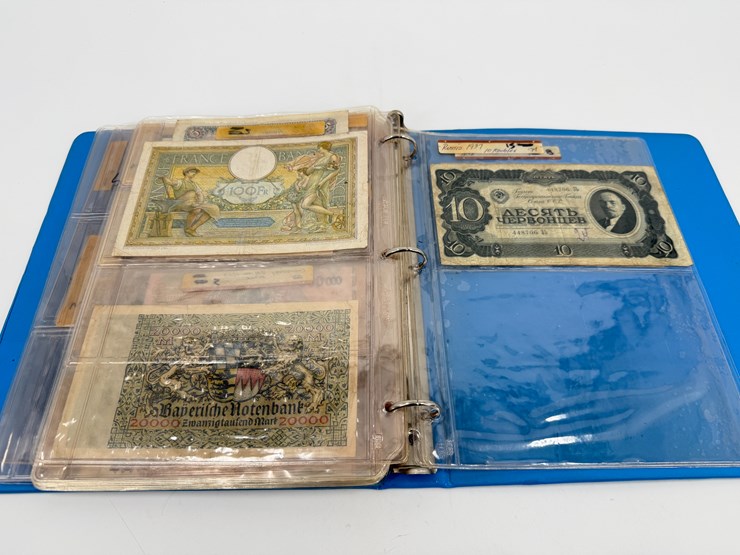 #32243-•-vintage-paper-currency-in-blue-binder-image-18
