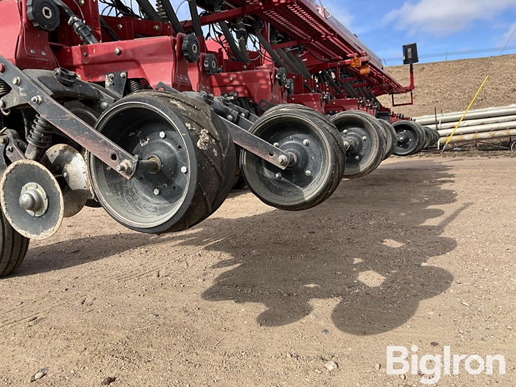 case-ih-5500-image-10