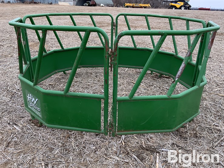 hw-foldable-bale-feeder-image-6