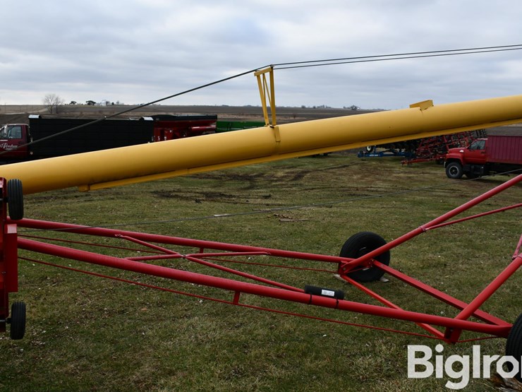 westfiled-mk-100-61-swing-away-auger-image-13