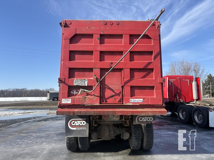 1984-ford-l8000-image-3