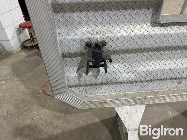 peterbilt-379-image-12