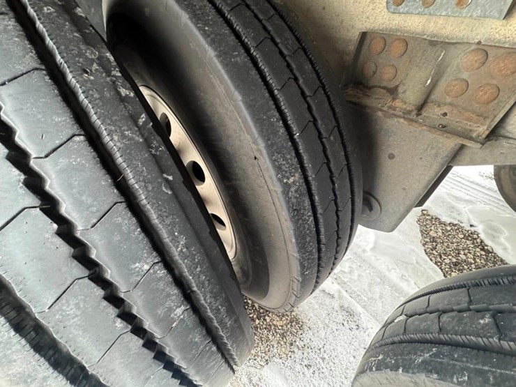 2018-timpte-hopper-bottom-image-13