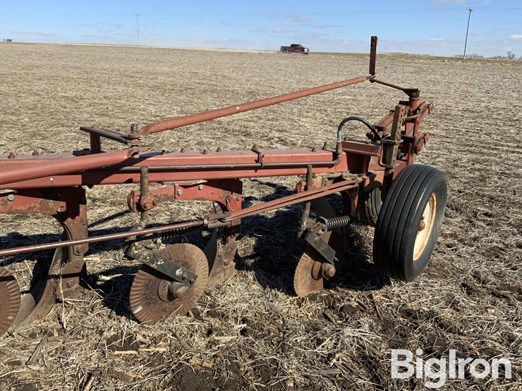 case-ih-710-image-15