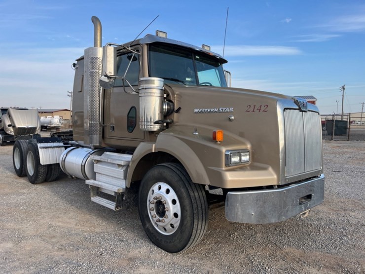 2013-western-star-4900-image-3
