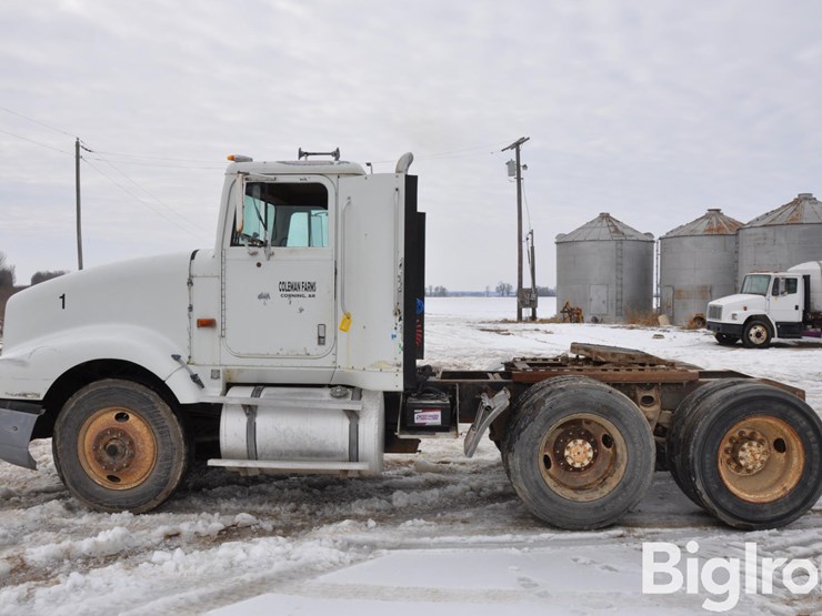 1991-international-t/a-truck-tractor-image-8