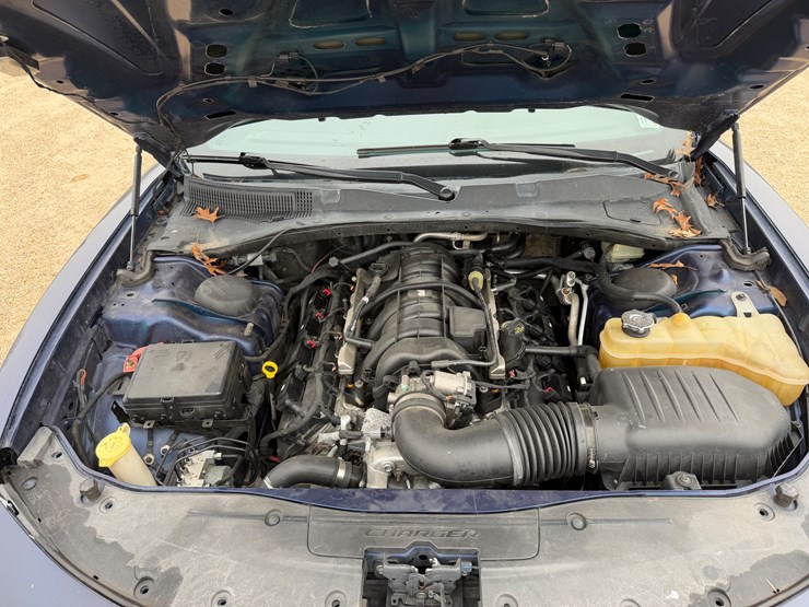 #780-•-2016-dodge-charger-image-13