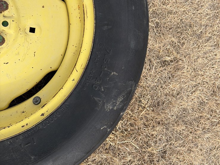 john-deere-1770-wheels-&-drive-frames-image-10