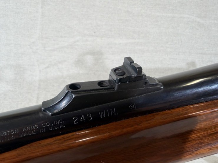 #224-•-remington-arms-7400-rifle-image-8