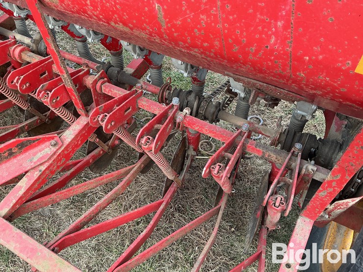 massey-ferguson-33-image-19