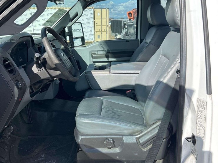 2016-ford-f250-image-12