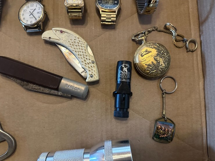 wrist-watches-&-knives-image-9
