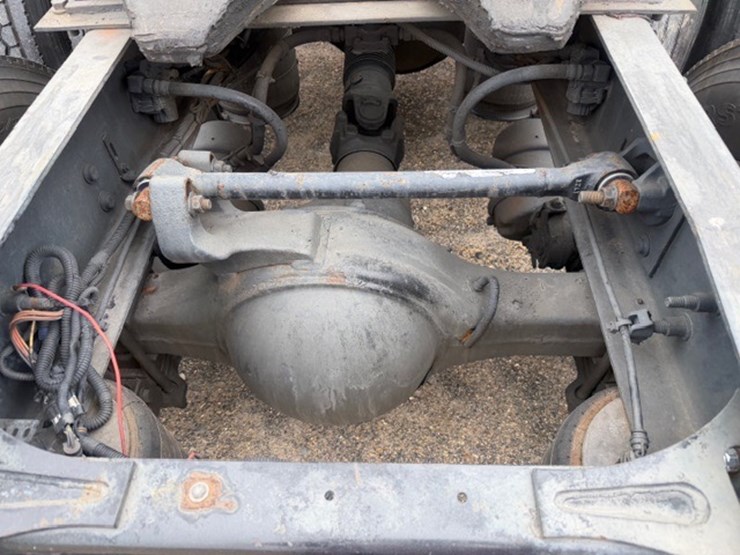 2016-international-prostar-image-9