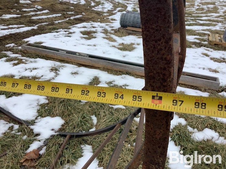 8'-bale-feed-ring-image-13