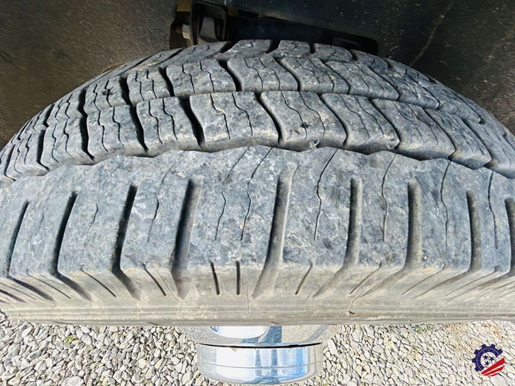 2004-dodge-ram-3500-image-51