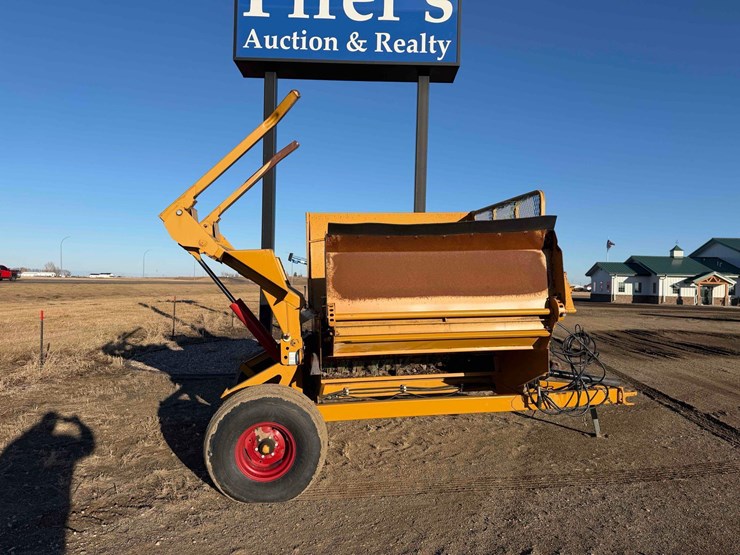 2011-haybuster-2650-image-6