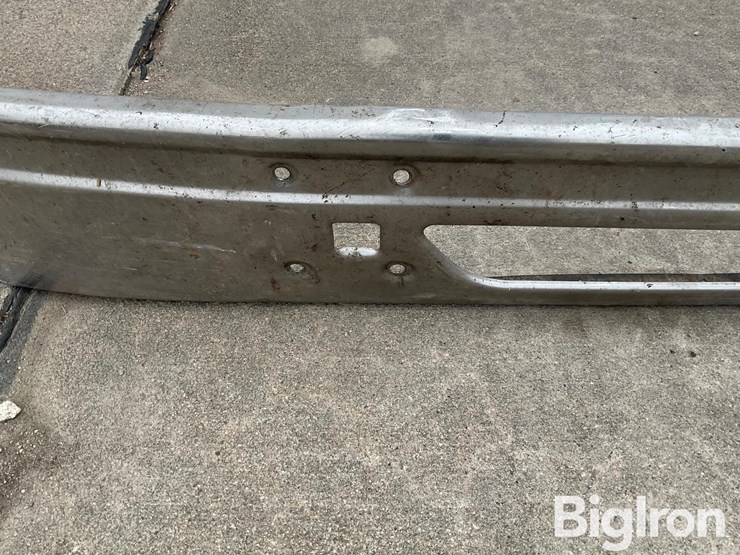 international-9000-image-12