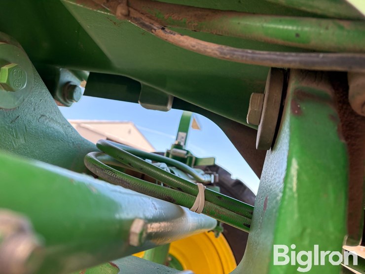 1995-john-deere-8200-image-13