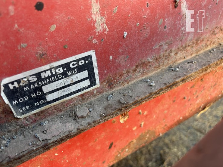 h-&-s-fb7416-image-12