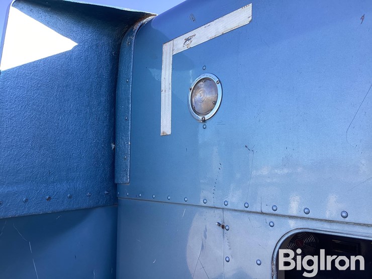 peterbilt-379-image-13