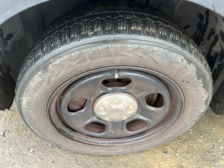 2018-ford-explorer-image-15