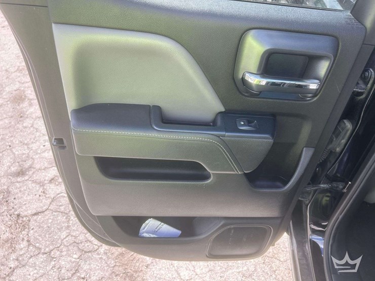 2015-chevrolet-silverado-1500-image-16