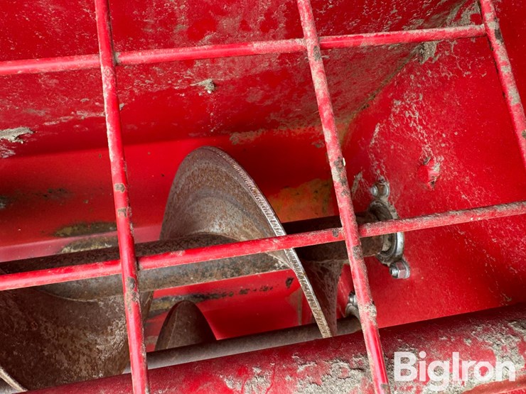 2021-peck-10x81-image-19