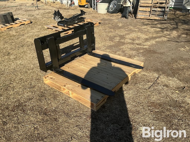 2025-wolverine-pff2-13-45w-skid-steer-pallet-forks-image-3