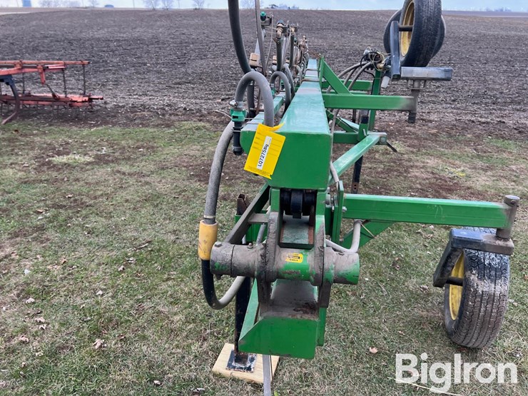 fast-40’-flat-fold-3-pt-bar-image-9