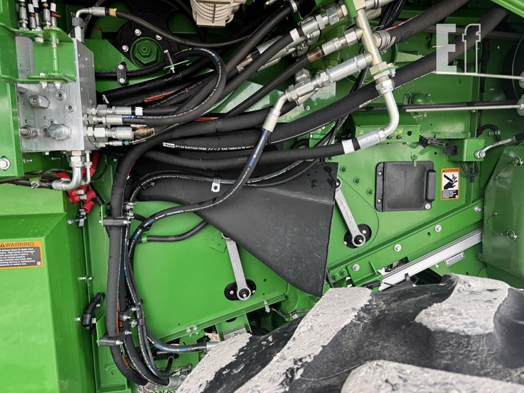 2020-john-deere-s780-image-25