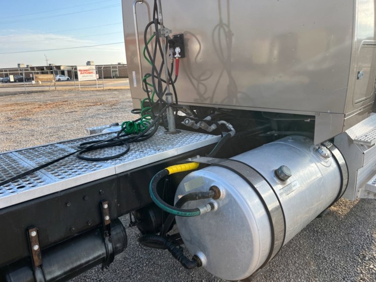 2013-western-star-4900-image-15