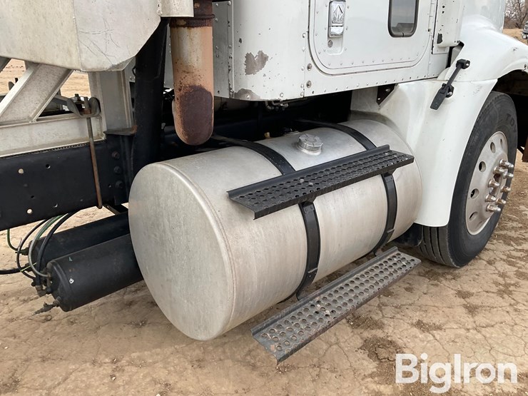 2001-international-2001-image-14