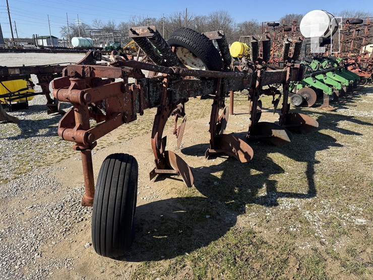 white-4/18/2026-12:00:00-am-19843-image-2