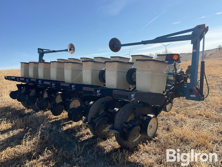 1996-kinze-2000-image-5