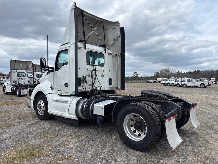 2020-kenworth-t680-image-4