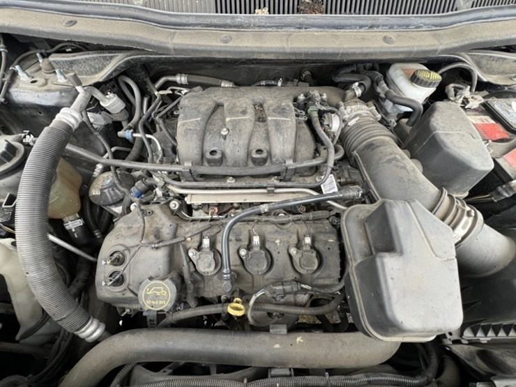 2018-ford-explorer-image-13