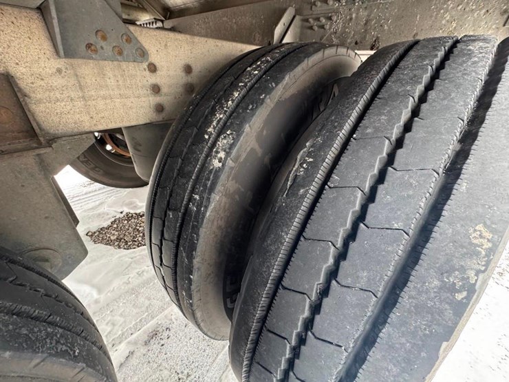 2018-timpte-hopper-bottom-image-11