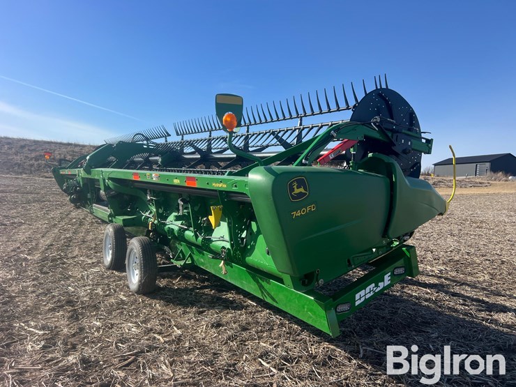 2020-john-deere-740fd-image-5