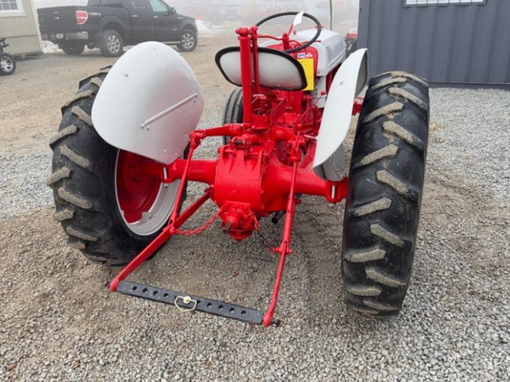 ford-tractor-image-7