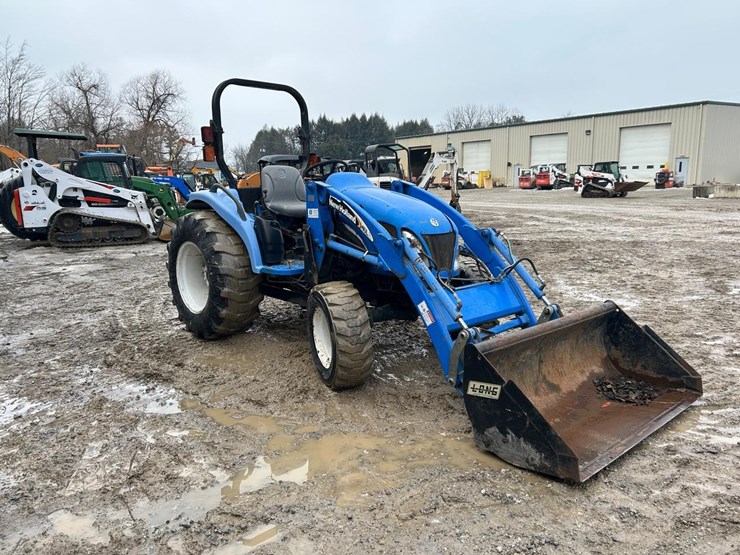 new-holland-tc35-image-6