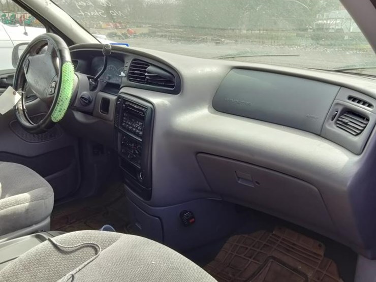 1999-ford-windstar-image-11