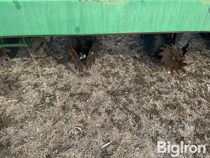 john-deere-2630-image-15