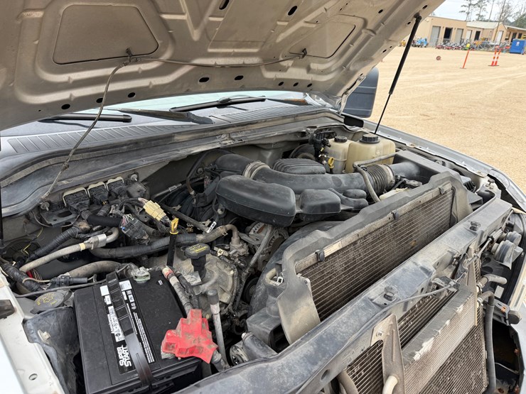 2010-ford-f250-image-13