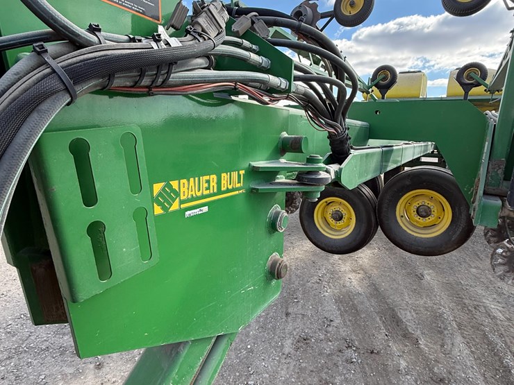 2009-john-deere-db44-image-18