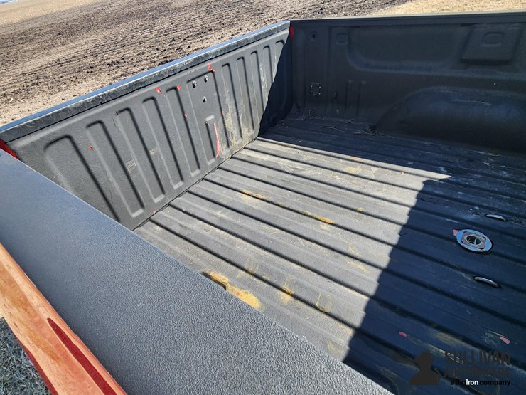 2011-chevrolet-silverado-2500-image-15