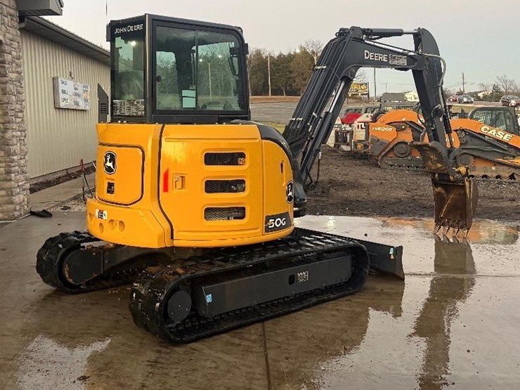 2023-deere-50g-image-3