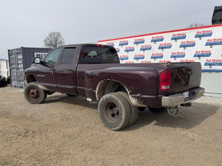 2004-dodge-ram-3500-image-5