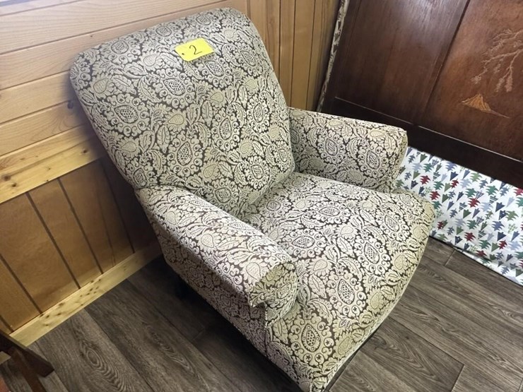 dining-chair-image-2